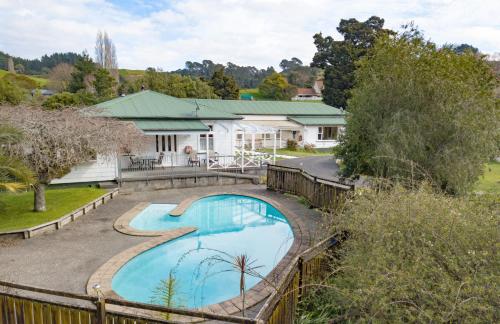 Poripori Homestead - Accommodation - Tauranga