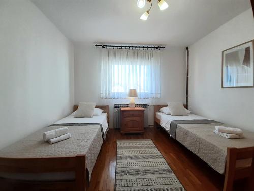 Apartment image 10