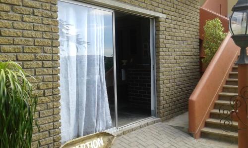 Larochelle Guesthouse in Ketmashopas