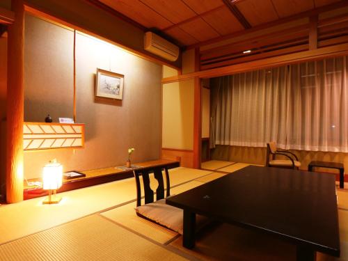 Room Selected at Check-In - Japanese-Style Room