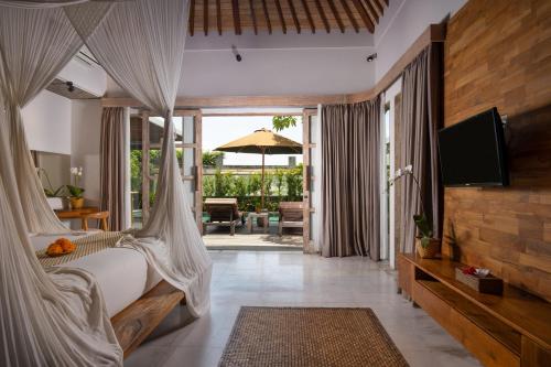 One-Bedroom Villa with Private Pool and Free Benefit image 10