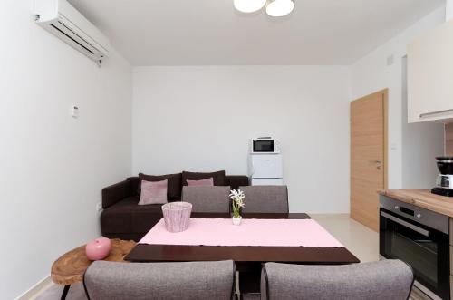 Apartment with Balcony image 5