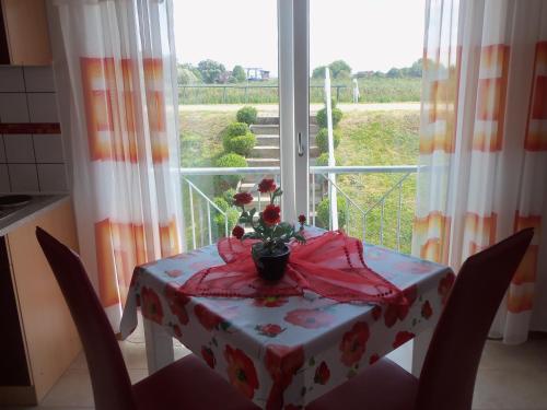 Fewo Elbblick im Haus Lühegarten (Fewo Elbblick im Haus Luhegarten) in 格呂嫩代