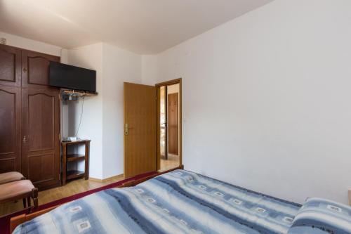 Apartments Kisic - image 6