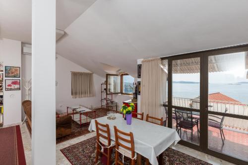 Apartments Kisic - image 12