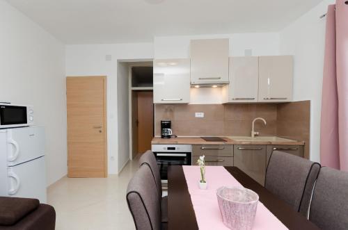 Apartment with Balcony image 7