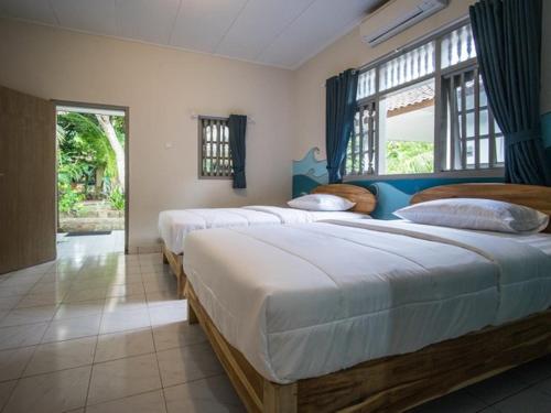 ColiveMe Coliving. Sleep Surf Cowork