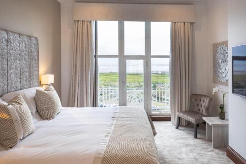 The Grand Hotel 2