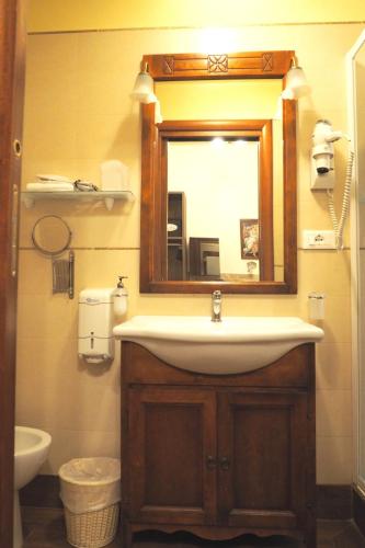 Hotel Ester - image 10