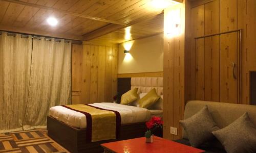 Hotel Golden Tashi Gakhil Resort photo 1