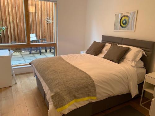 Toothbrush Apartments - Ipswich Waterfront - Quayside - image 13