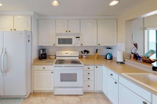 1-801 - Ocean Sands - main image