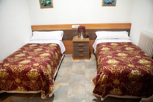 Double Room image 6
