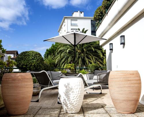 Hotel & Spa Helianthal by Thalazur Hôtel Hélianthal by Thalazur is conveniently located in the popular Saint-Jean-de-Luz area. The hotel offers guests a range of services and amenities designed to provide comfort and convenience. Fre