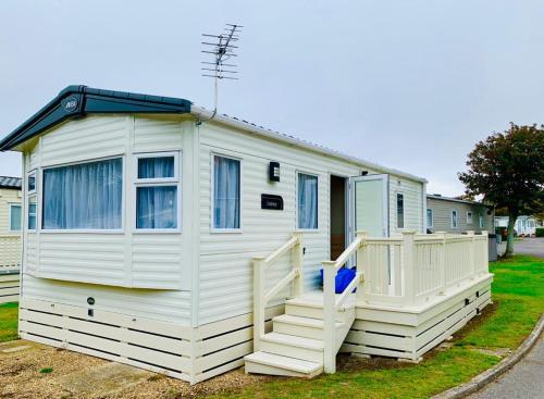 Shorefield country Park, where the New Forest meets The Sea, passes for all entertainment included 2