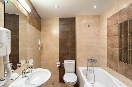Park Hotel Moskva - image 6