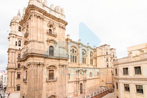 Malaga Center Flat Cathedral - image 3
