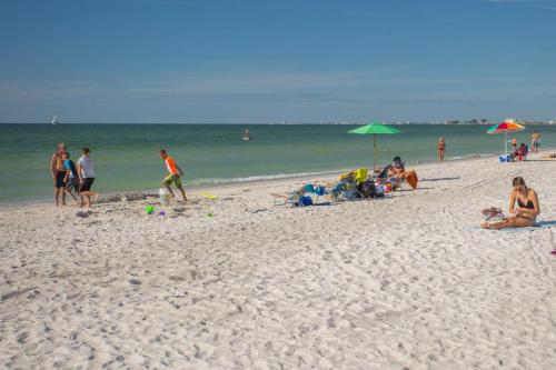 6 - Beach Club at Pass-A-Grille - image 7