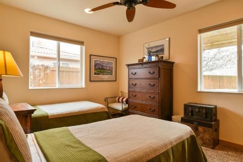 CW415 - Great downtown location with a private hot tub and shared indoor pool - main image
