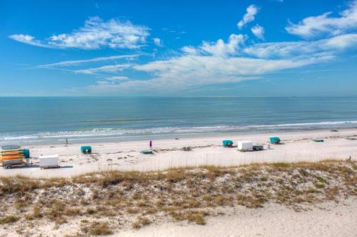 409 - Island Inn - image 9