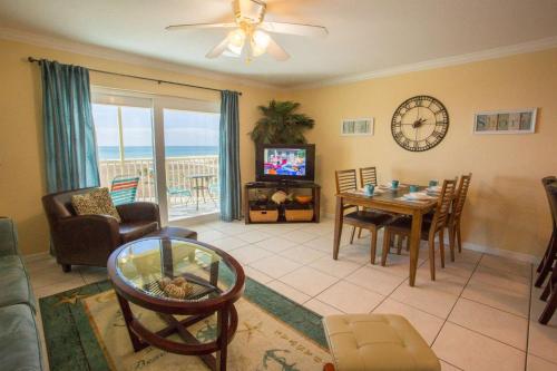 607 - South Beach Condos - image 8