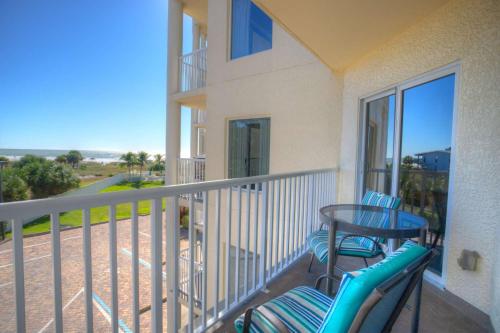 306-S - Sunset Vistas in St Pete Beach, USA