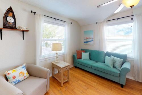 103 - Sea Cottage in St Pete Beach, USA