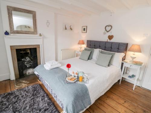 Dove Cottage - image 3