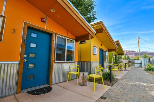 West 6 - Kokopelli West studio. Downtown Location - main image