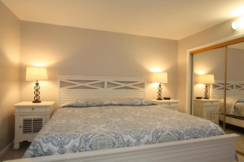 1501 - Gulf Winds in St Pete Beach, USA