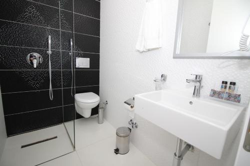 Hotel Julia - image 9
