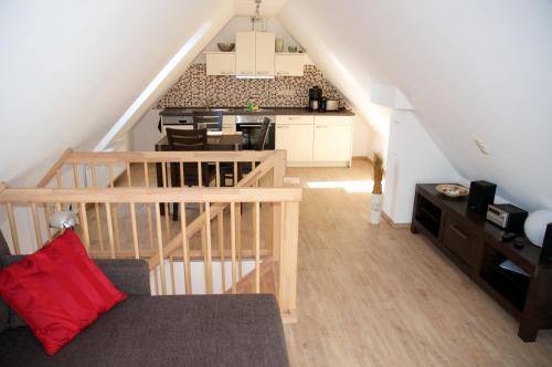 One-Bedroom Maisonette image 5