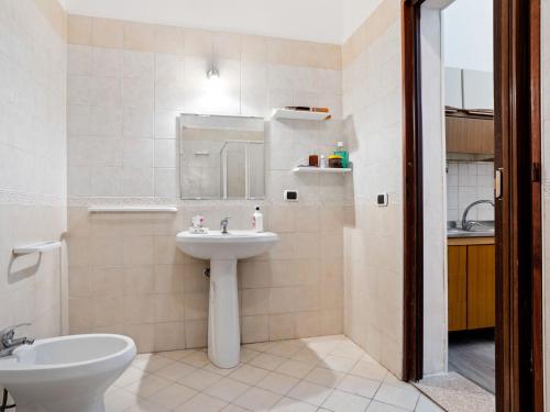 Traditional Holiday Home in Siracusa near Seabeach