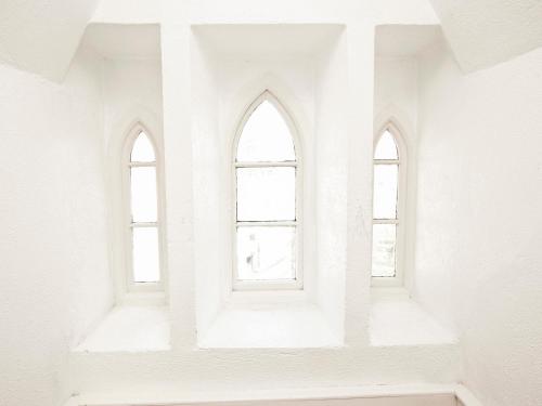 21 British Road - image 7