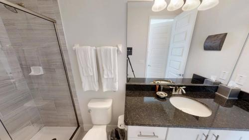 Encore Resort 6 Bedroom Vacation Home with Pool 2108 - image 8