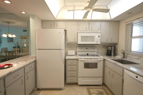 Estero Cove Unit 232 - image 3