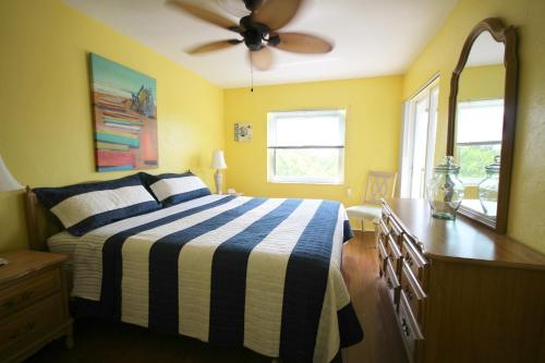 Estero Cove Unit 232 - image 5