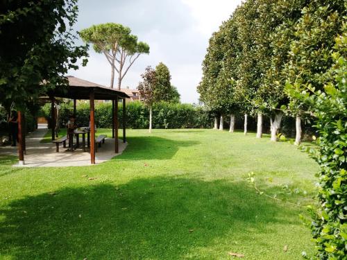 Guests Suite Apartment in Residence Villa nel Verde a Roma Aeroporto Ciampino