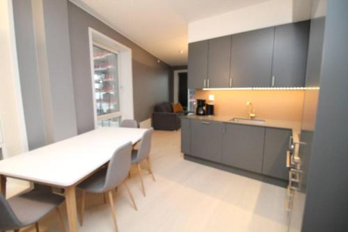 Nordic Host Apts - Opera House, Munch and Maaemo / 2bd City Center - Apartment - Oslo