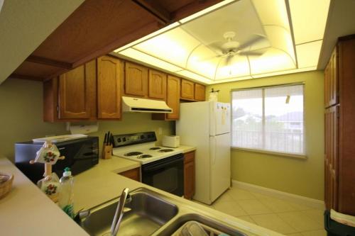Bay Village #201 - image 7
