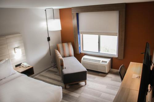 Holiday Inn Express Hotel & Suites Athens