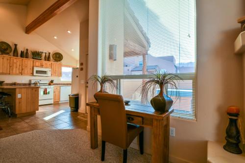 Welcome to Rim Village X3 in gorgeous Moab!