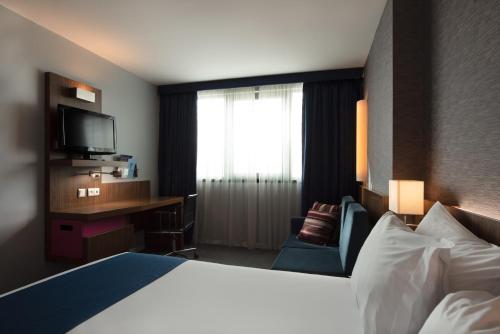 Holiday Inn Express Lisbon Airport an IHG Hotel - image 10