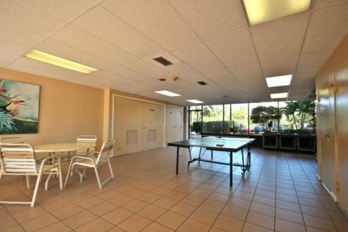 Carlos Pointe Unit 114 - image 9
