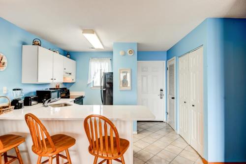 Hidden Beach Villas 215 - image 9