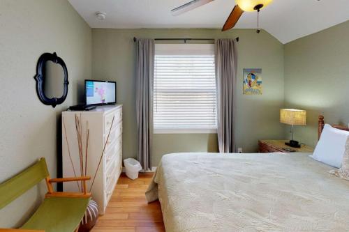 103 - Sea Cottage in St Pete Beach, USA
