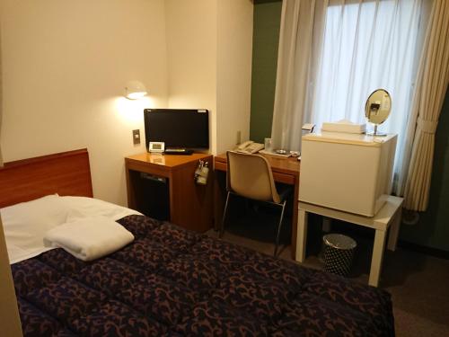 Residence Hotel Will Shinjuku Residence Hotel Will Shinjuku is conveniently located in the popular Shinjuku area. Featuring a satisfying list of amenities, guests will find their stay at the property a comfortable one. Service-min