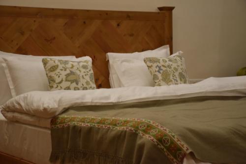 Kudrat - A Boutique Homestay- Tirthan Valley