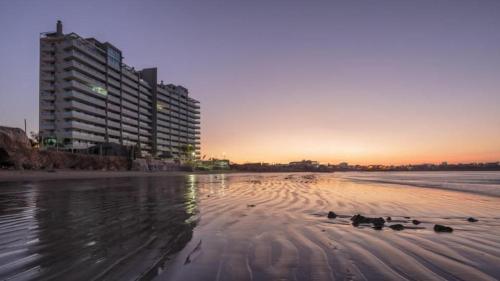 Torre Oceanica en Salinas - Ecuador