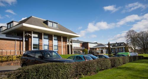 Holiday Inn Luton South - M1 Junction 9 an IHG Hotel
